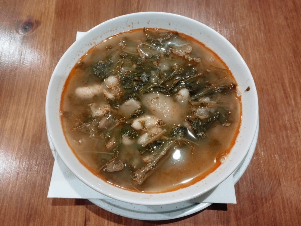 Caldo gallego - Mesón Camiño Francés